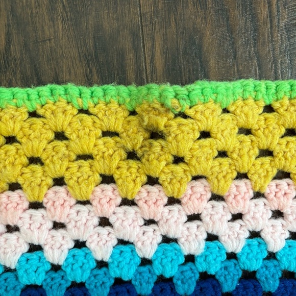 Vtg Hand Crochet Granny Square Rainbow Blanket Throw Afghan 70’s Hippie 54x54” - Picture 5 of 6